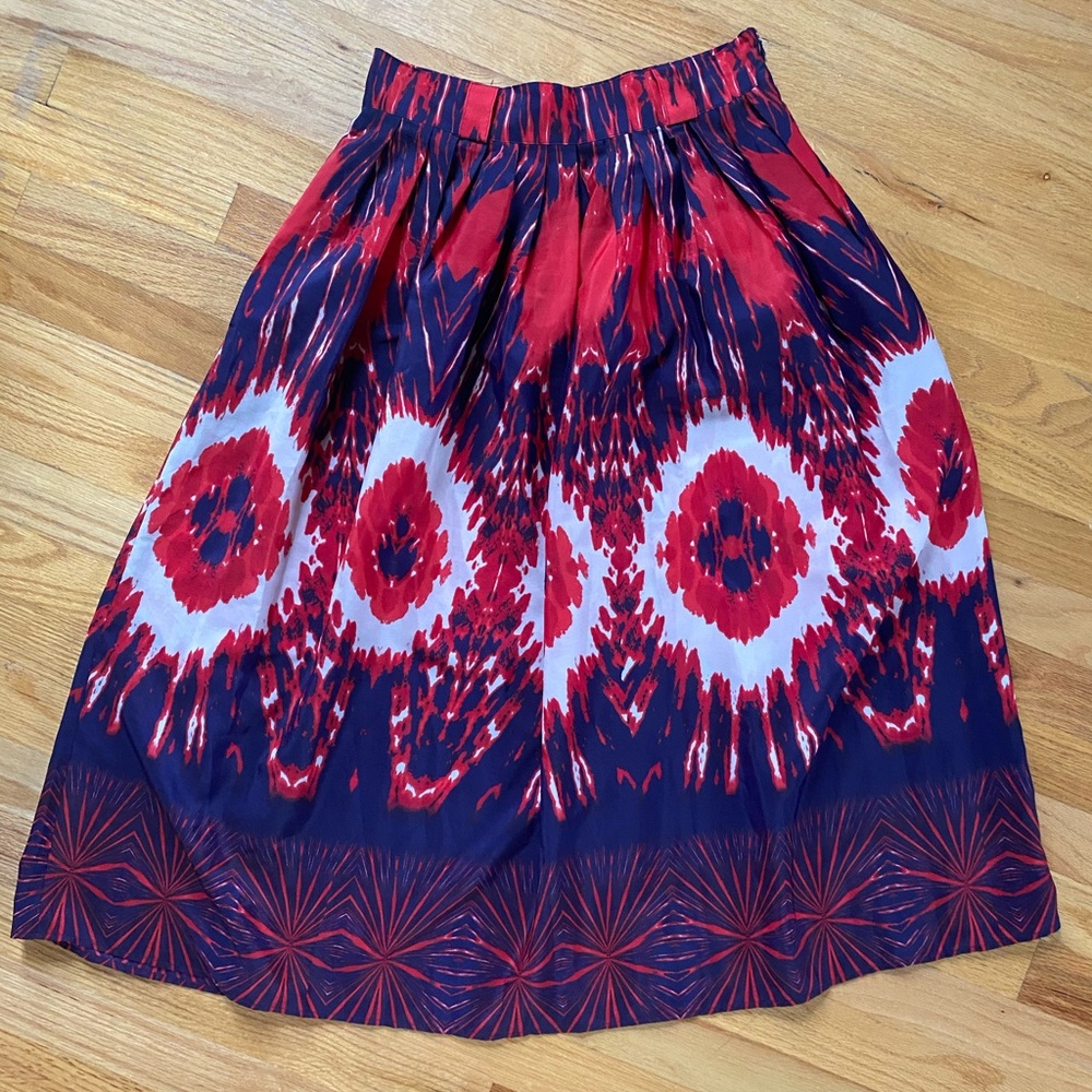 Les Petites Collection Skirt - like new!